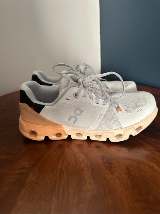 On Cloud Running Shoes in White & Peach main image 4